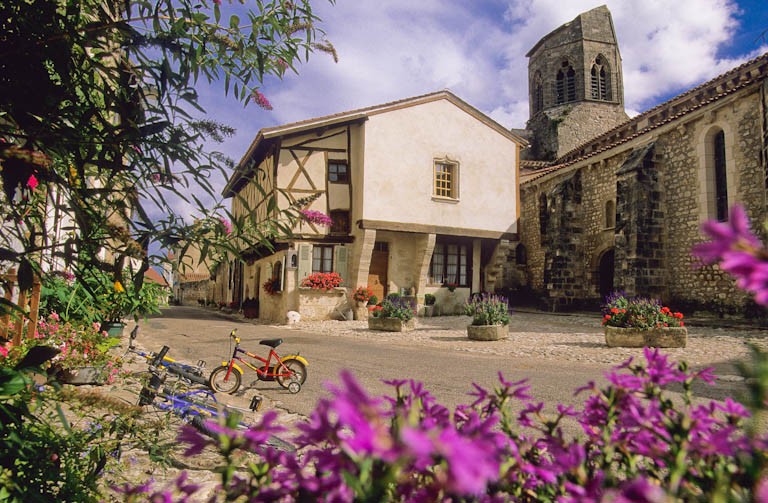 Rando Charroux