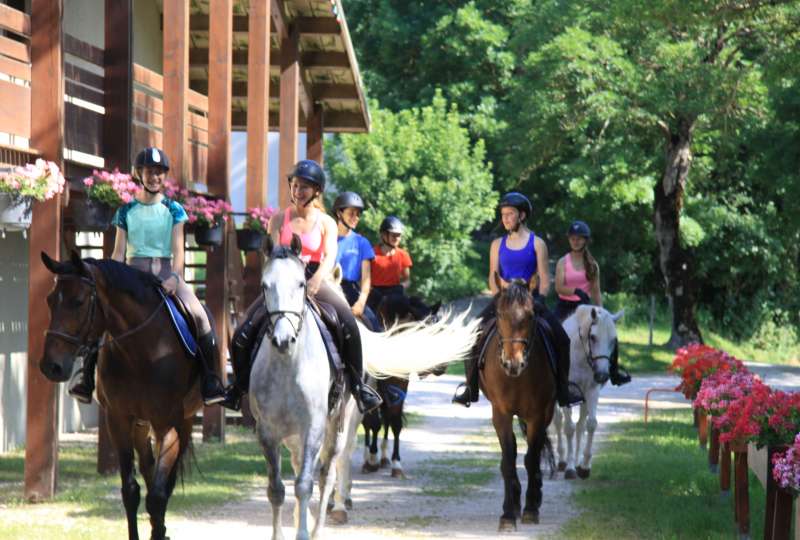 Stage équitation dans le parc Régional du vercors (11-17 ans)